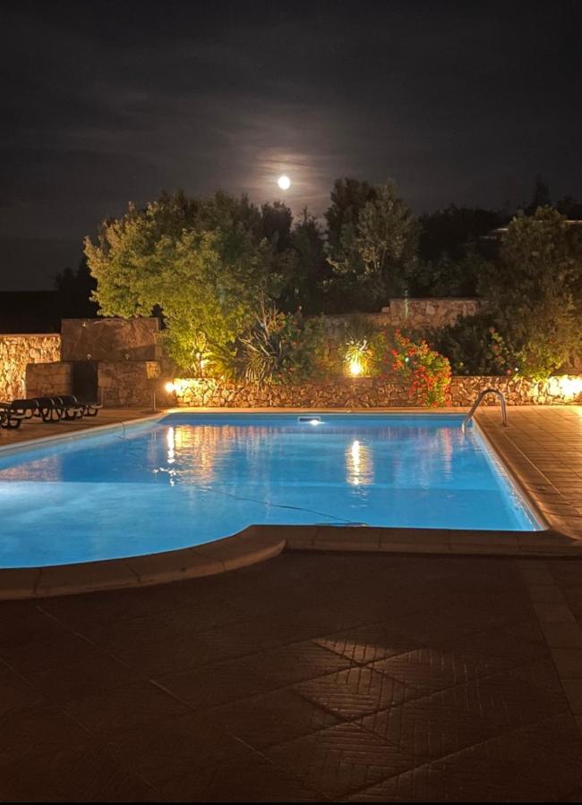 Tanit Hotel Villaggio Ristorante Carbonia Esterno foto