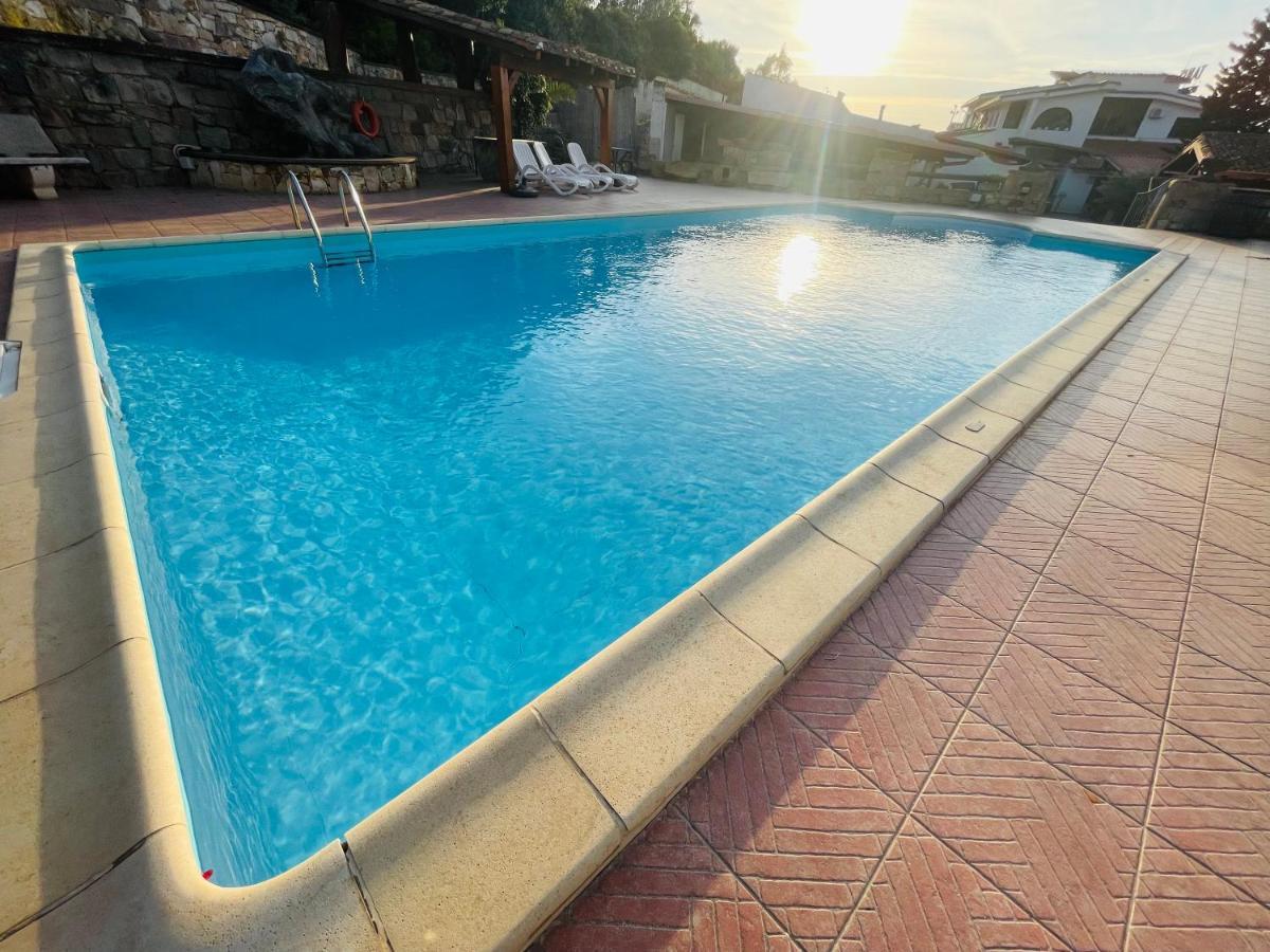 Tanit Hotel Villaggio Ristorante Carbonia Esterno foto