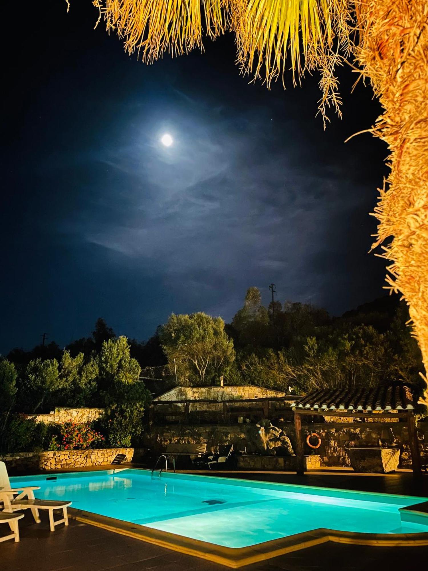 Tanit Hotel Villaggio Ristorante Carbonia Esterno foto